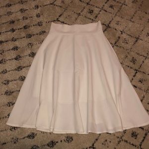 White a-line skirt